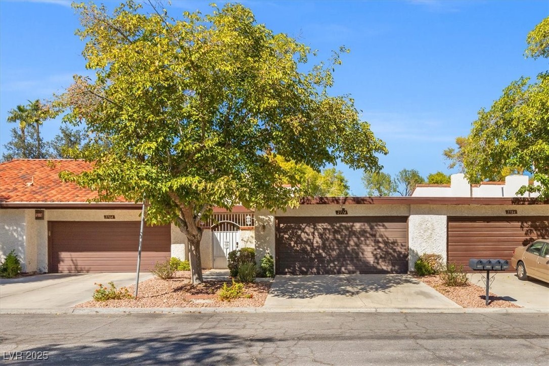 Las Vegas, Nevada 89121, United States, 2 Bedrooms Bedrooms, ,2 BathroomsBathrooms,Residential,Active,223959