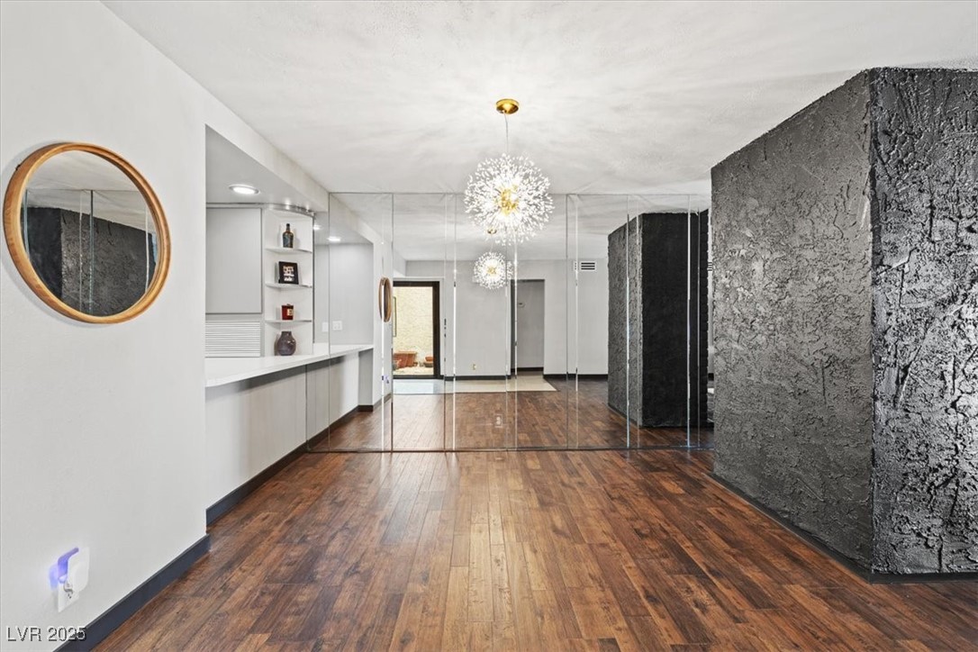 Las Vegas, Nevada 89121, United States, 2 Bedrooms Bedrooms, ,2 BathroomsBathrooms,Residential,Active,223959