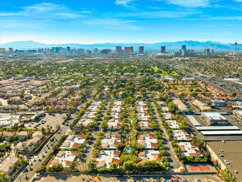 Las Vegas, Nevada 89121, United States, 2 Bedrooms Bedrooms, ,2 BathroomsBathrooms,Residential,Active,223959