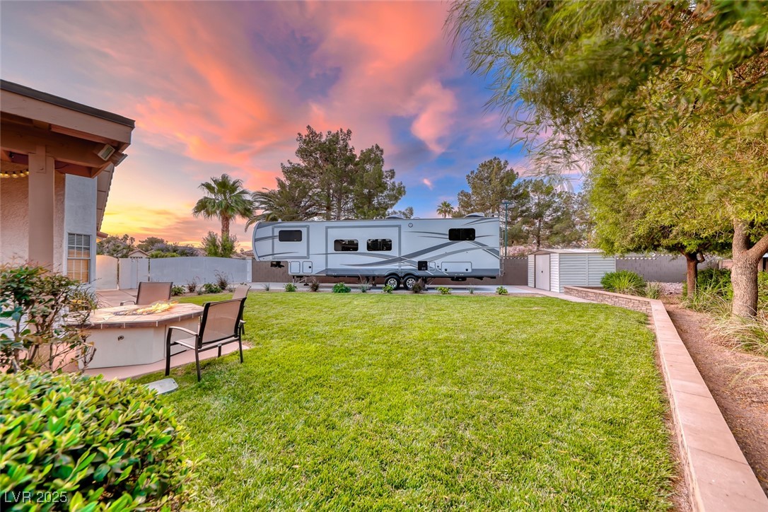7670 Descanso Lane