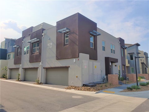 Townhouse For Rent - 11278 Kraft Mountain Avenue #103<br/> Clark County, Las Vegas, NV 89135