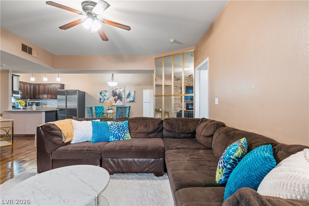 5650 E Sahara Avenue 1037