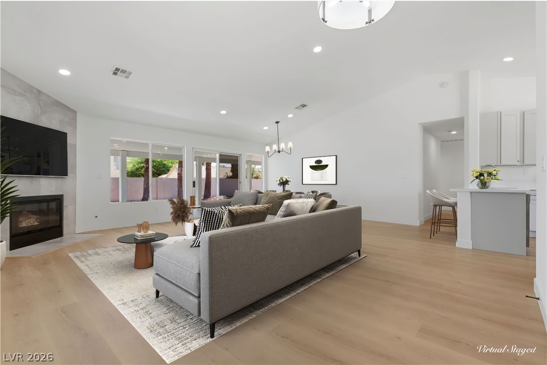 6134 Evening View Street