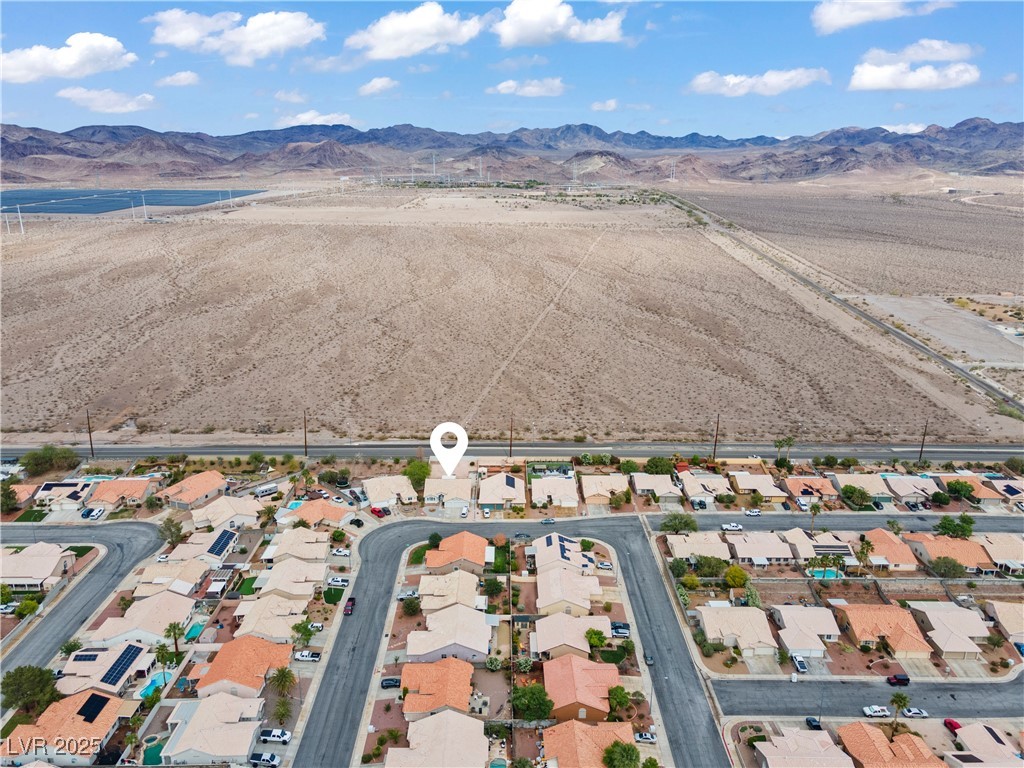556 Decidedly Street, Henderson, Nevada image 8
