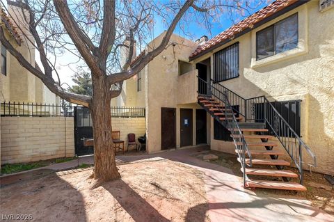 Condo For Rent - 2125 Sun Avenue #B<br/> North Las Vegas, NV 89030