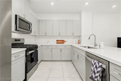 879 NE Apatite Place Henderson NV 89011