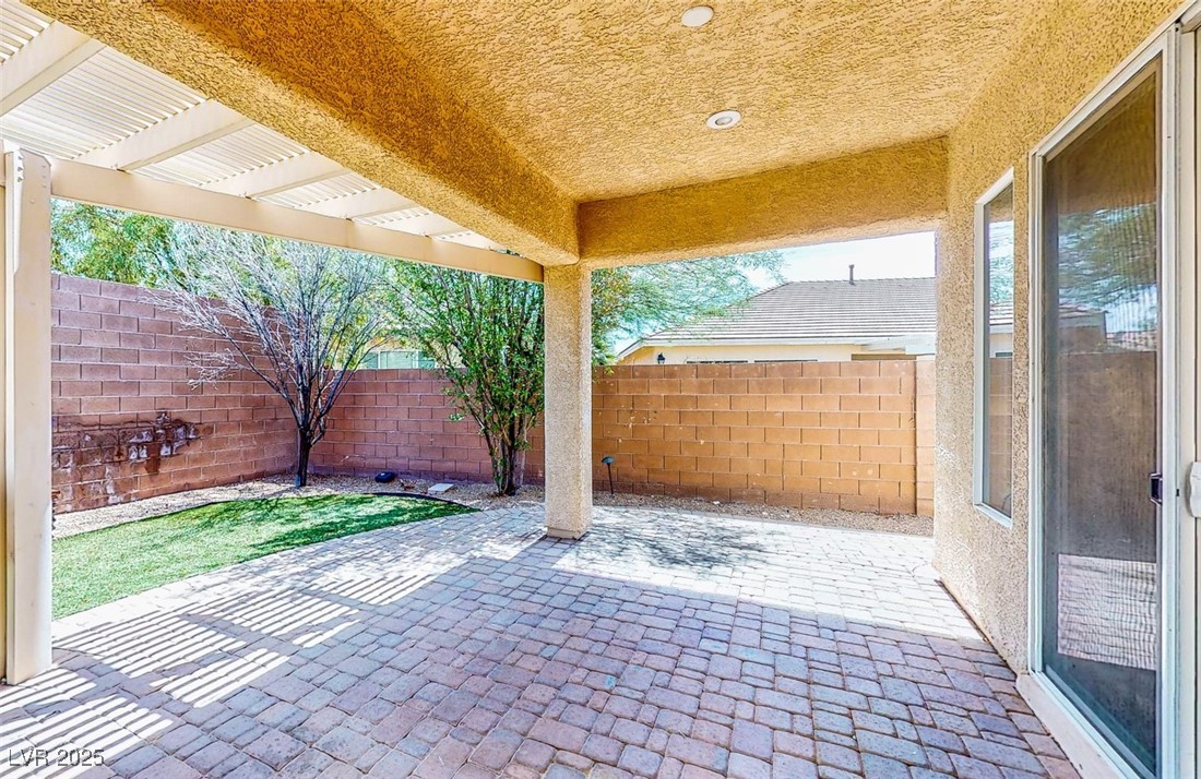 9052 Creed Mountain Place