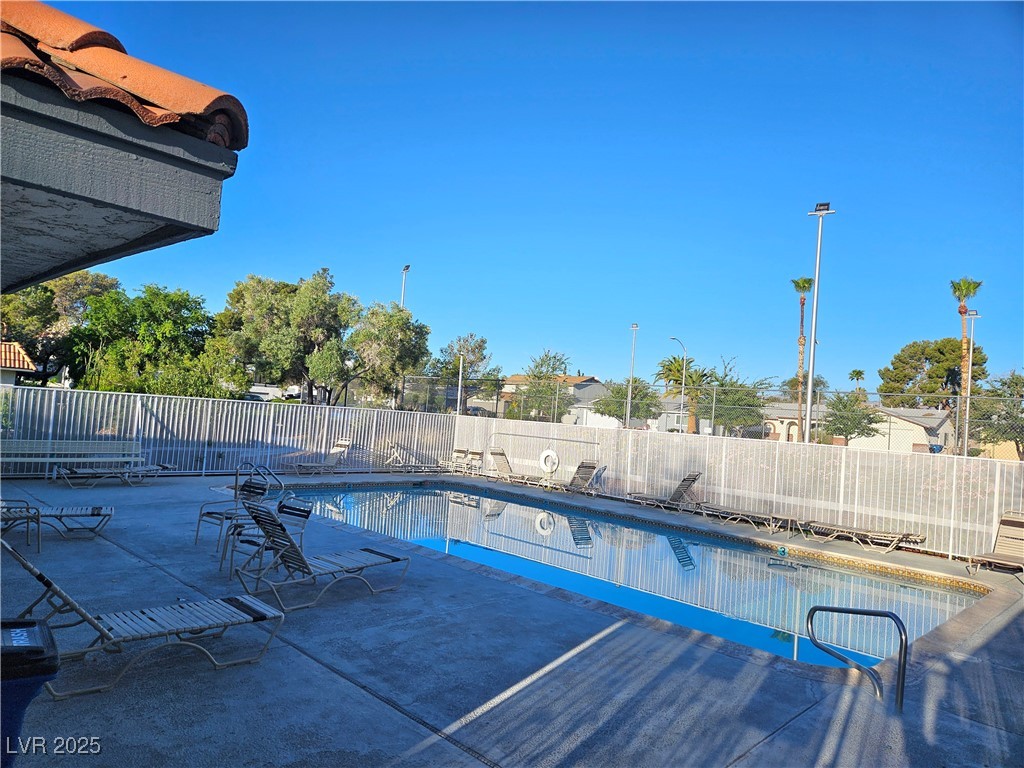1128 Willow Tree Drive #C, Las Vegas, Nevada image 22