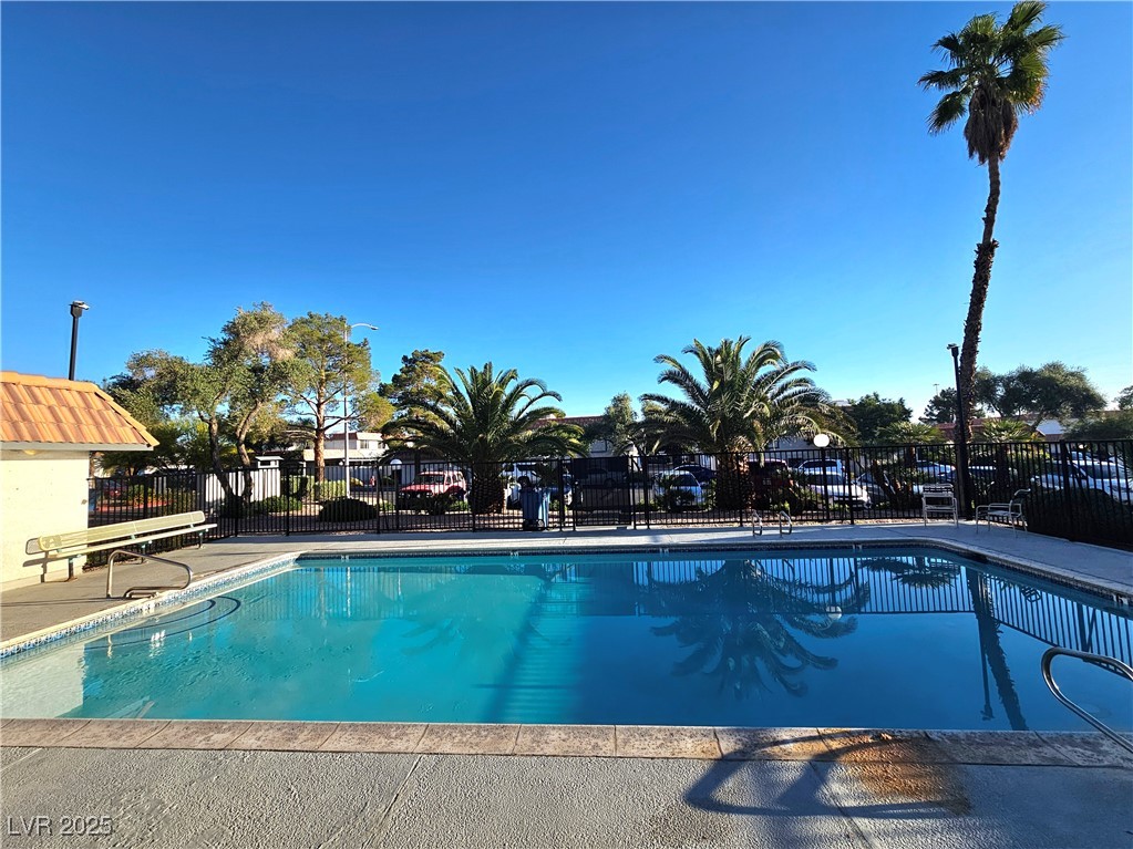 1128 Willow Tree Drive #C, Las Vegas, Nevada image 18