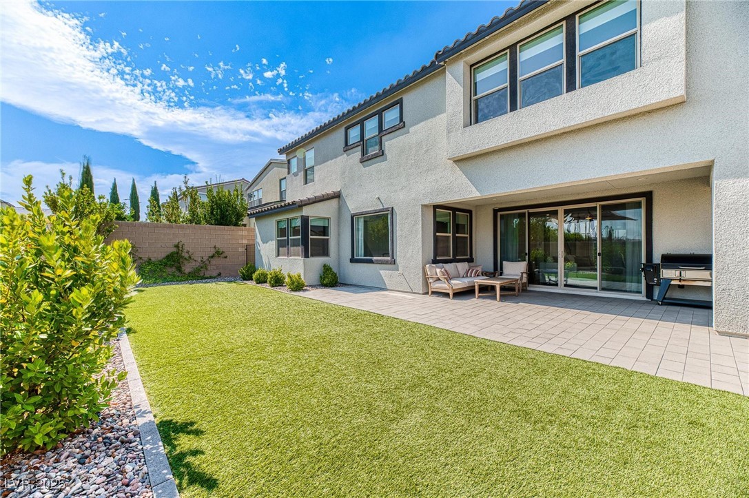 Las Vegas, Nevada 89166, United States, 6 Bedrooms Bedrooms, ,5 BathroomsBathrooms,Residential,Active,244797