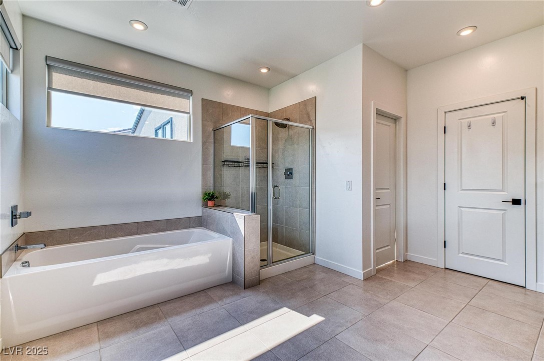 Las Vegas, Nevada 89166, United States, 6 Bedrooms Bedrooms, ,5 BathroomsBathrooms,Residential,Active,244797