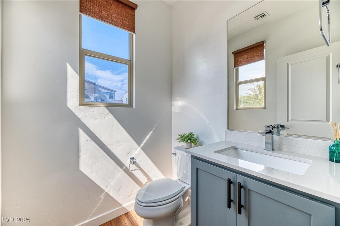 Las Vegas, Nevada 89166, United States, 6 Bedrooms Bedrooms, ,5 BathroomsBathrooms,Residential,Active,244797