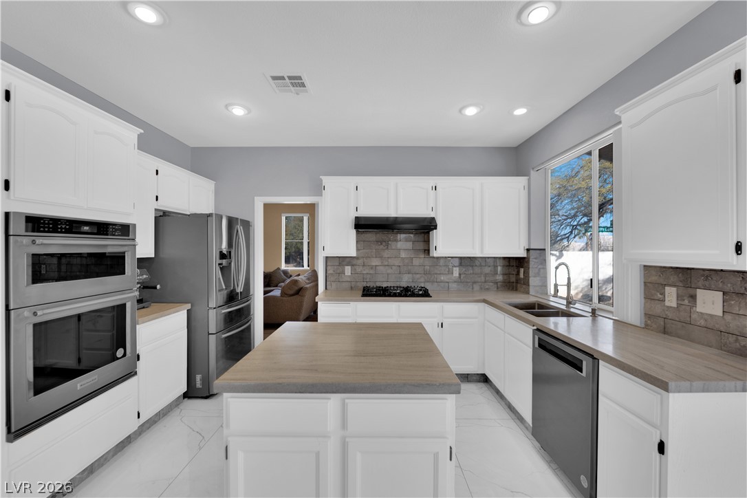 2324 Pinion Valley Drive