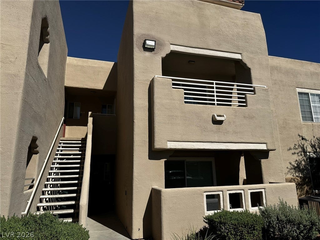 1908 N Tierra Vista Drive 211
