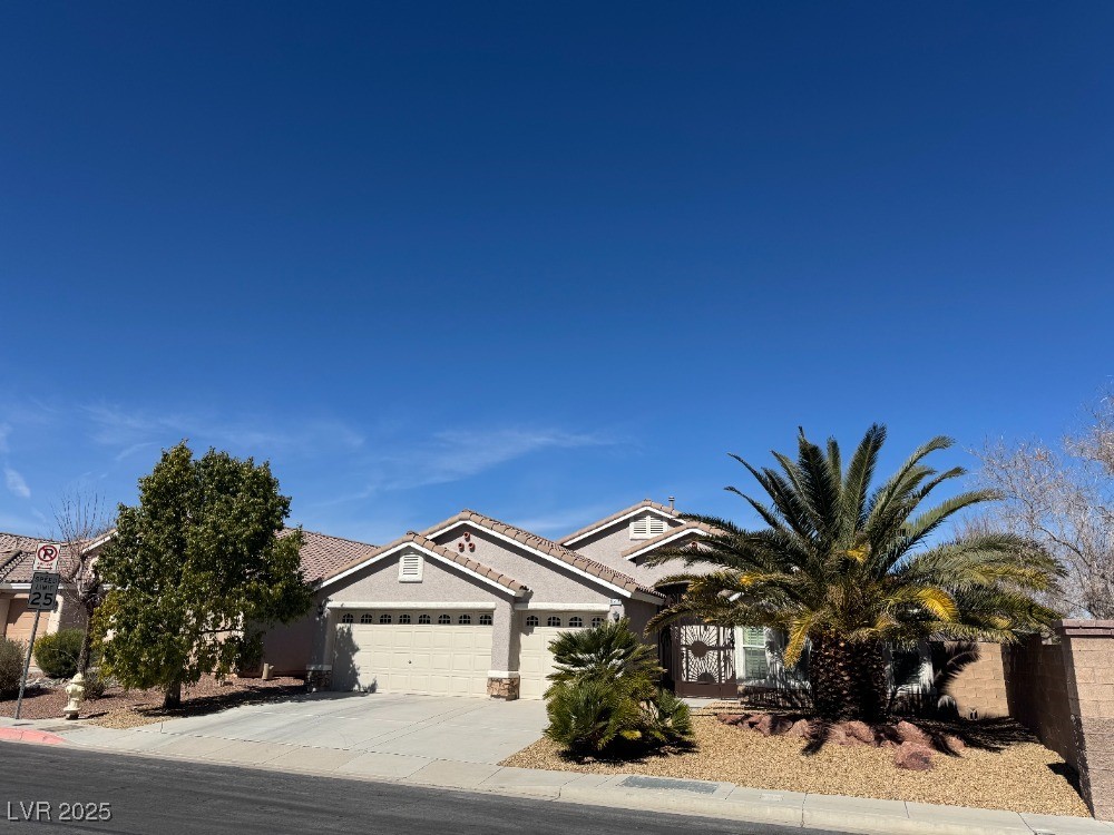 9204 Gentle Cascade Avenue, Las Vegas, Nevada image 1