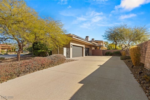 Tiny photo for 11 Misty Peaks Court, Las Vegas, NV 89135 (MLS # 2748718)
