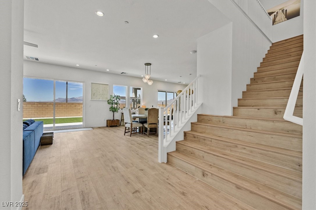 10112 Pleasant Knoll Avenue