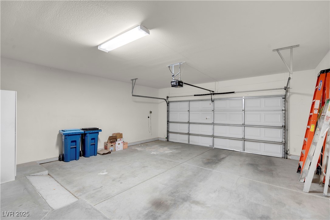 11032 Mission Lakes Avenue, Las Vegas, Nevada image 41
