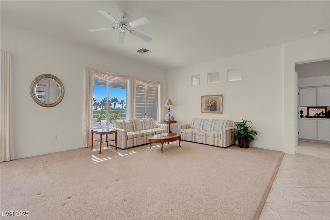 11032 Mission Lakes Avenue, Las Vegas, Nevada image 11