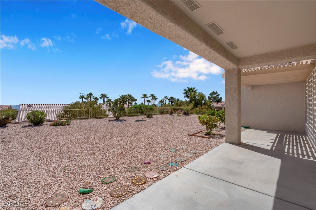 11032 Mission Lakes Avenue, Las Vegas, Nevada image 46