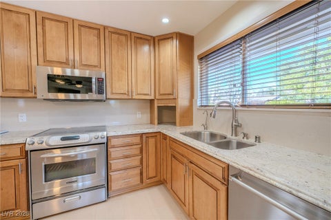 Tiny photo for 3101 Conners Drive, Las Vegas, NV 89107 (MLS # 2753121)