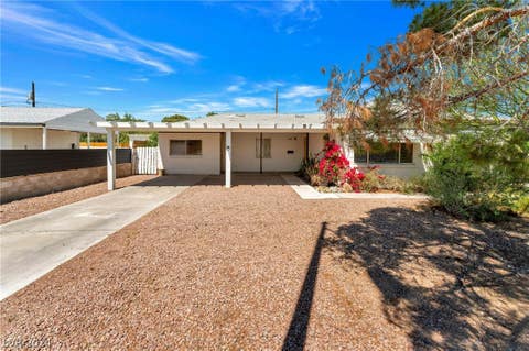 Featured picture for the property 2577422