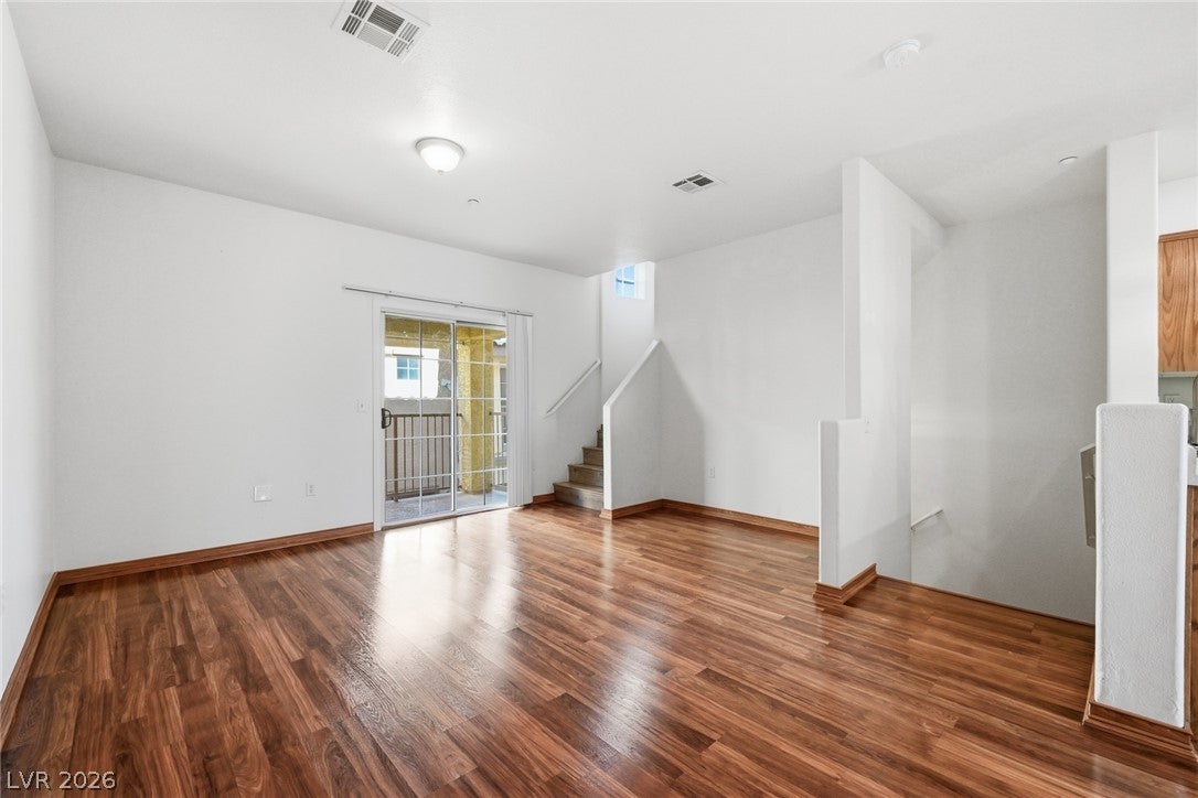 5935 Nuevo Leon Street 7