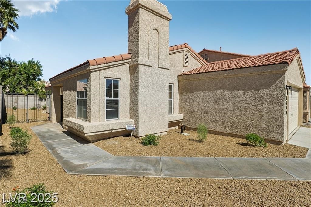 7400 Queen Palm Drive