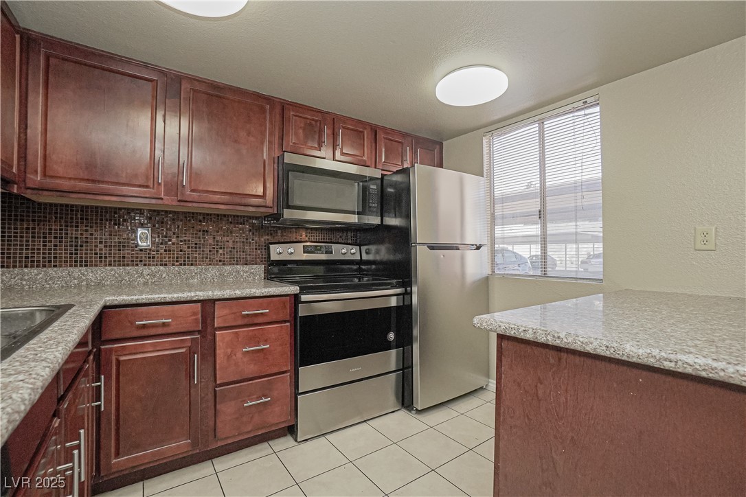 5383 Indian River Drive #323, Las Vegas, Nevada image 6