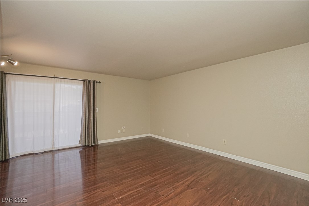 5383 Indian River Drive #323, Las Vegas, Nevada image 2