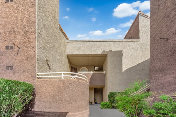 5016 S RAINBOW BLVD UNIT 207, LAS VEGAS, NV 89118 - Image b562fa4b73699a9ae1c7f40eaa1baa6a/434411733