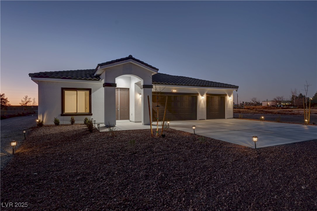 2560 Tahachapi Avenue, Pahrump, Nevada image 2