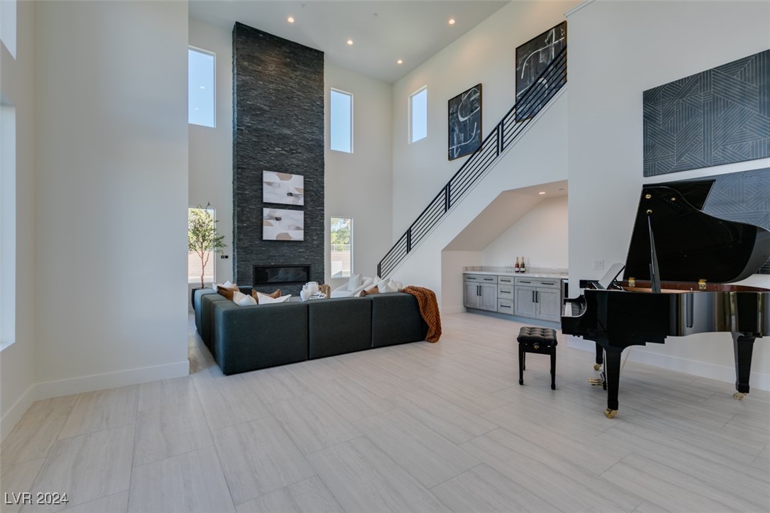 3423 Spanish Winds Court