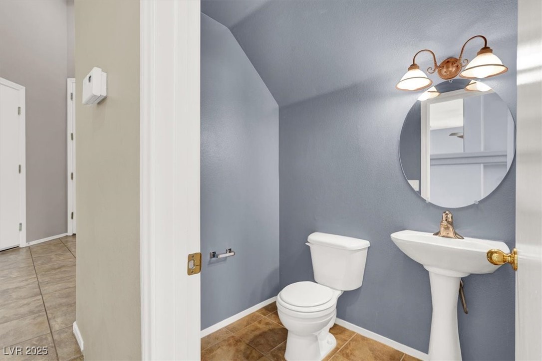 Las Vegas, Nevada 89148, United States, 4 Bedrooms Bedrooms, ,3 BathroomsBathrooms,Residential,Pending,80878