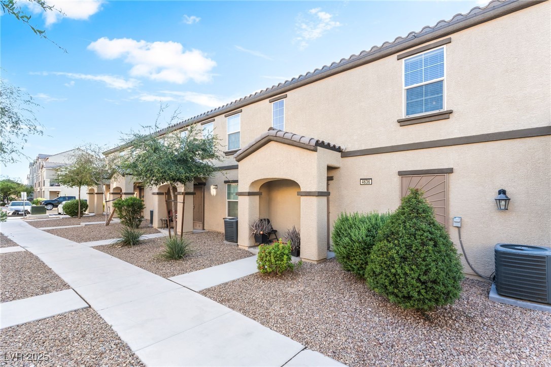 4636 Dover Straight Street