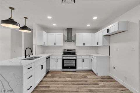 5617 Reiter Avenue Las Vegas NV 89108