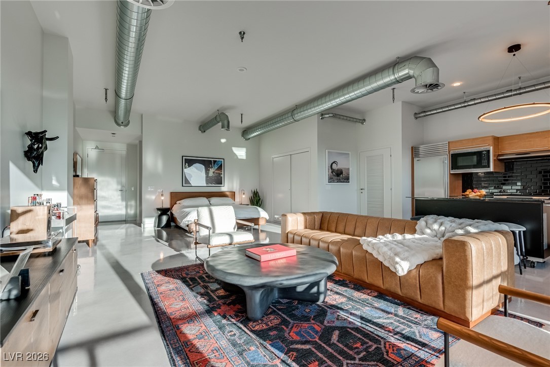 200 Hoover Avenue 1502