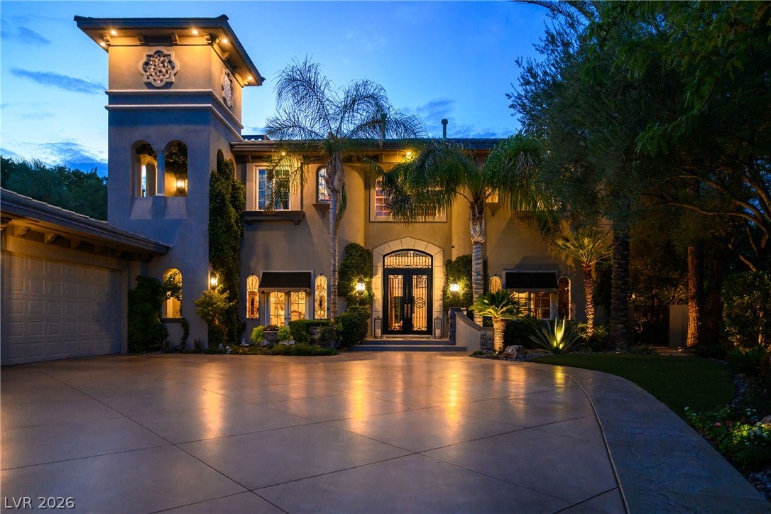 9512 Tournament Canyon Drive