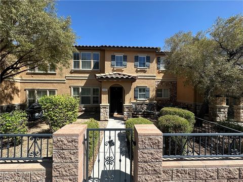 Townhouse For Rent - 3192 Mist Effect Avenue<br/> Henderson, NV 89044
