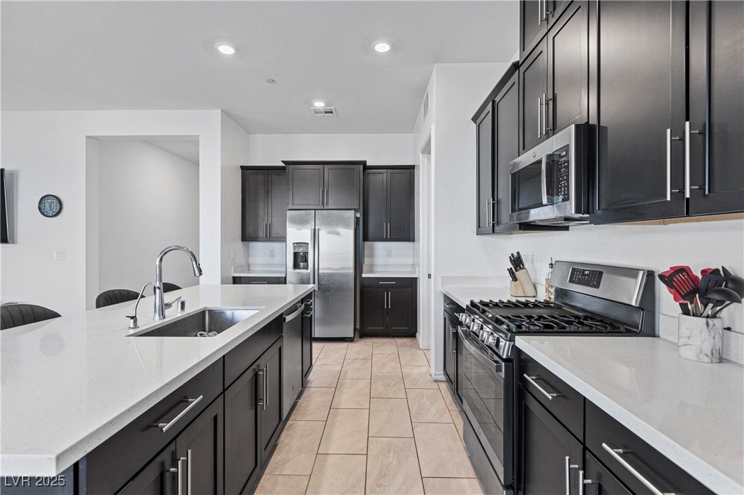 713 Webber Park Street, Henderson, Nevada image 3