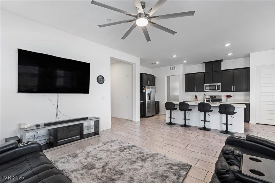 713 Webber Park Street, Henderson, Nevada image 4