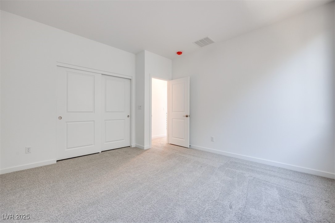 1321 Crimson Sunbird Avenue, North Las Vegas, Nevada image 16