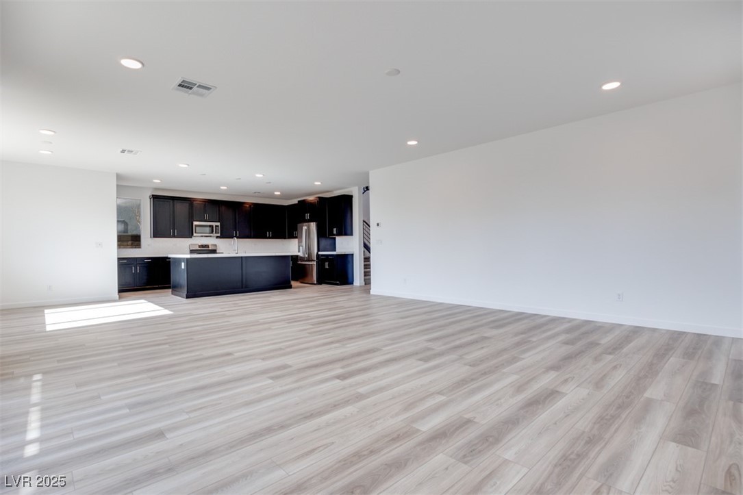1321 Crimson Sunbird Avenue, North Las Vegas, Nevada image 8