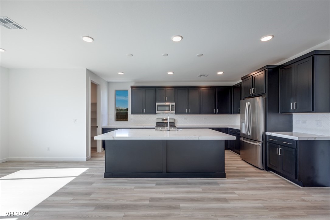 1321 Crimson Sunbird Avenue, North Las Vegas, Nevada image 4