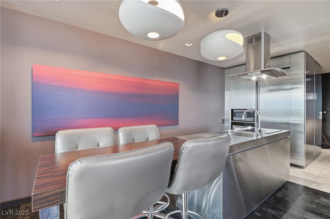 4381 W Flamingo Road 3801