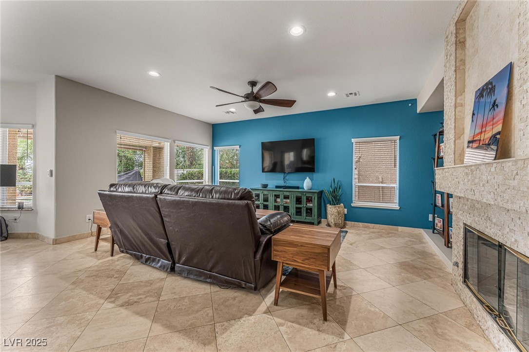 56 Grossinger Court, Henderson, Nevada image 11