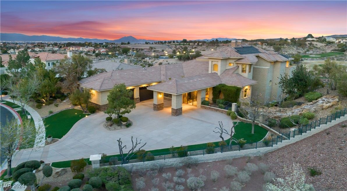 2870 Quartz Canyon Drive, Henderson, Nevada image 2