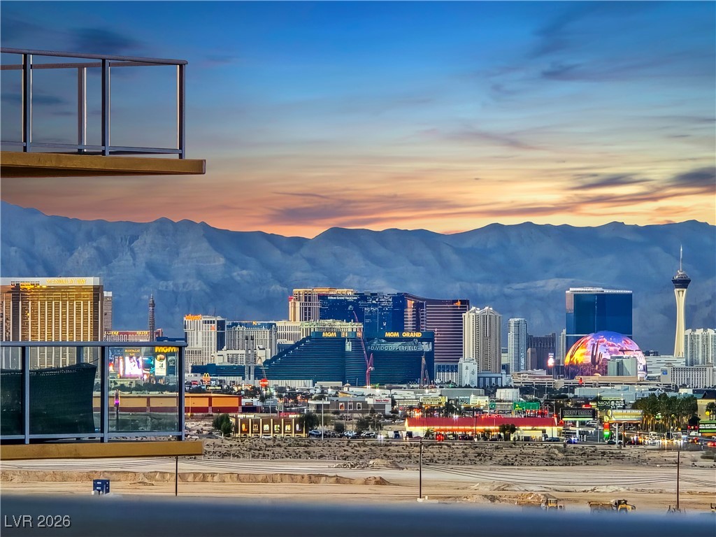 8255 Las Vegas Boulevard 1213