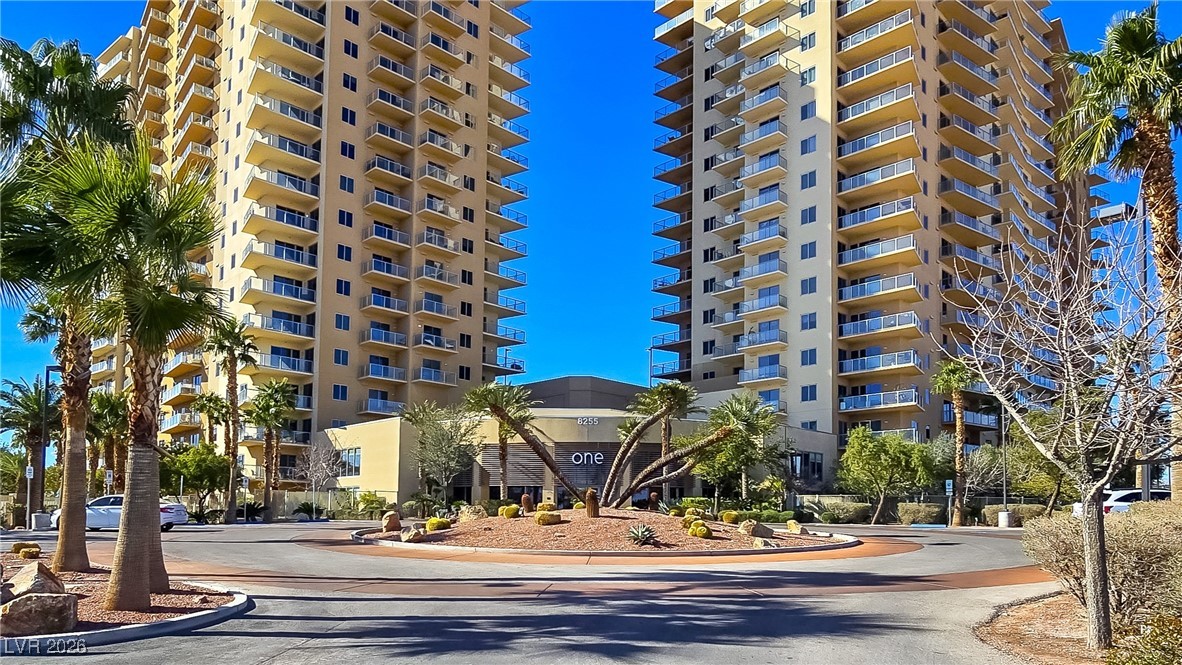 8255 Las Vegas Boulevard 1213