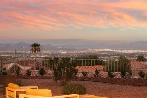 Homes For Sale - 2548 Faiss Drive<br/> Las Vegas, NV 89134